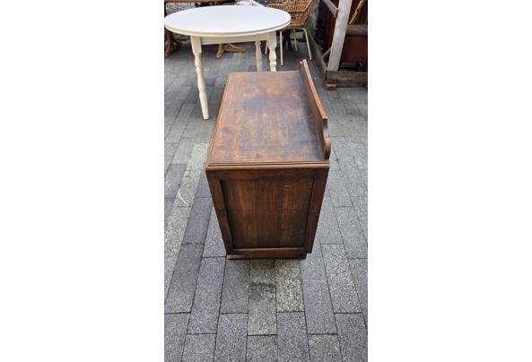 Gangkast. Kleine kast. Kastje. Dressoir. - 20260924_130328