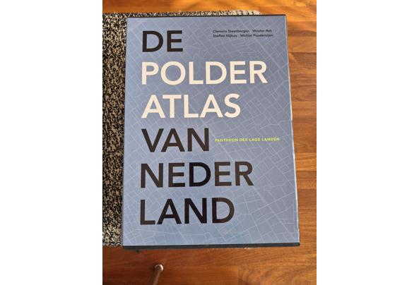 Bosatlas en de polderatlas van Nederland  - 20260320_153038