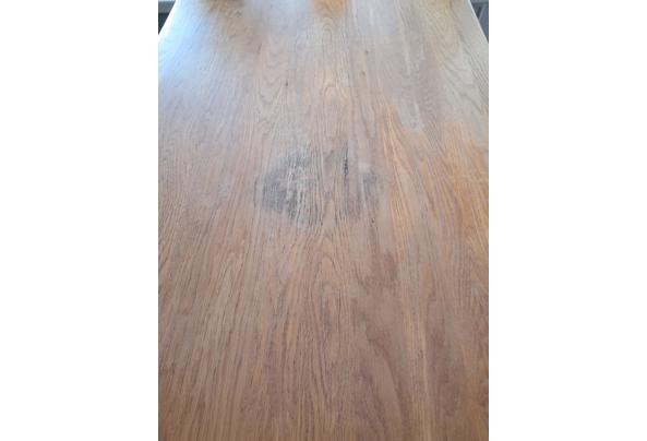 Gratis eettafel( opknapper) met 4 stoelen en salontafel zonder la. - 20260809_102825