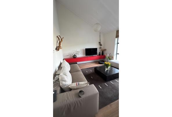 Mooie rode kast - 6CB5E732-30BA-4E88-A0AF-DD55351CCA1D