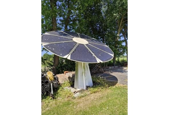 Zonnepanelen bloem - 20260527_152309