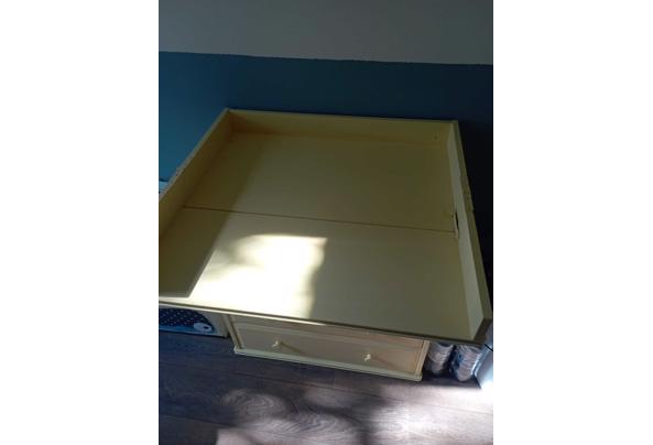 Leuke gele commode kast met laden - WhatsApp-Image-2025-08-20-at-20-27-09-(1)