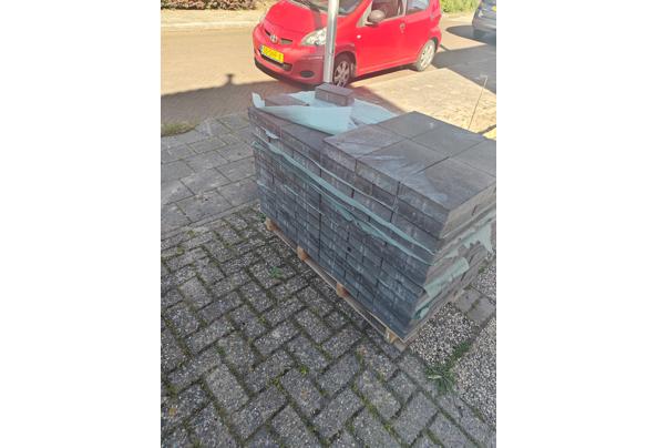 nieuw ongebruikte tegels 6 - 8m2. - IMG20260525174202