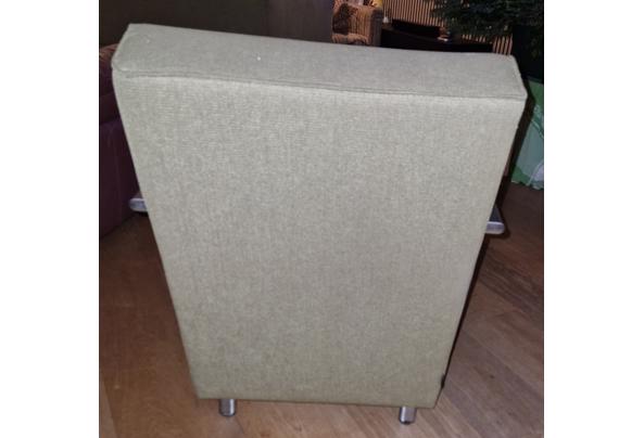 Fauteuil met metalen frame - 20251210_234355