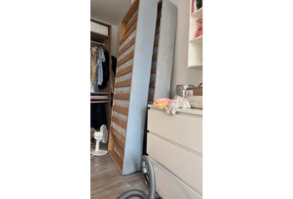 Box springs160x 200cm - 51064923-8758-4D61-9DAD-7FD80C633722