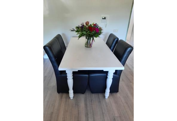 Complete eethoek tafel en 4 stoelen  - 20250902_105958