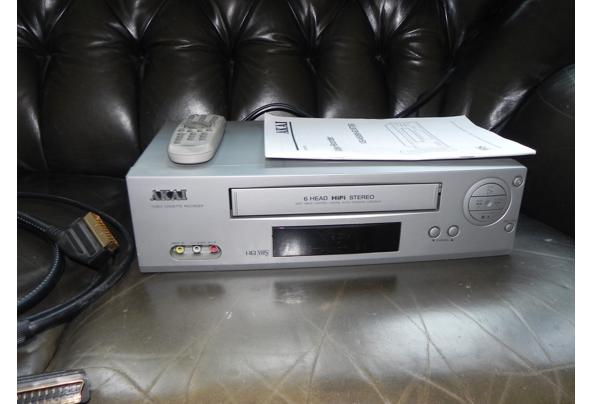 VHS recorder/speler - DSCN2294-(2)