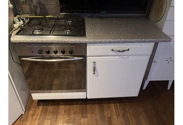 Fornuis kastje met oven - 4DF4C225-4E52-4FBA-8853-1F92A9A45C9F