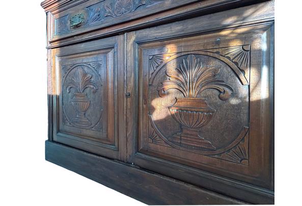 wandmeubel met vitrinekast en uitschuifbaar bureautje - Kast4