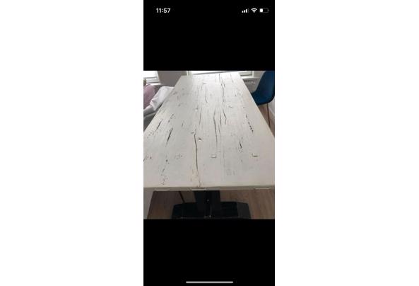 Eettafel hout - e440769d-acf2-423f-b0de-1dd8536f8783