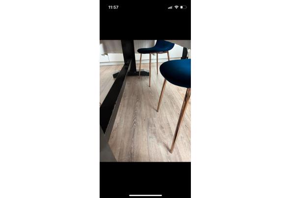 Eettafel hout - ff464e55-f5fd-45d8-a4d0-219cd6a614fe