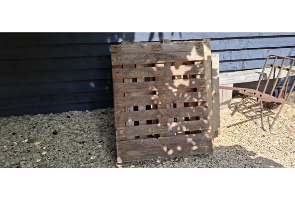 5 houten pallets vurenhout - 20250613_135047