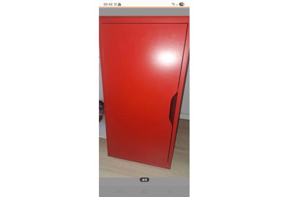 Pc kast en bureau blad (rood) - Screenshot_20251114_004235_Marktplaats