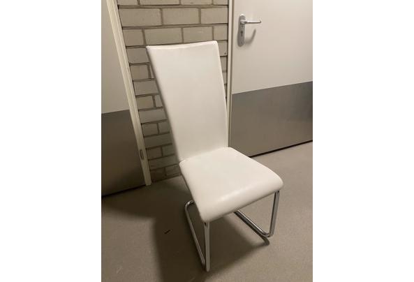 Eetkamerstoelen 4 stuks  - DFF6539C-11B4-453C-A79D-840DBFF94D03