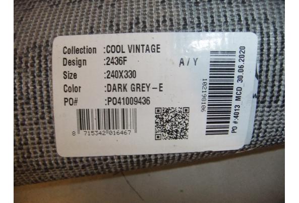 Vloerkleed Cool vintage grijs (gratis af te halen) - DSCF6067_637844085981161526