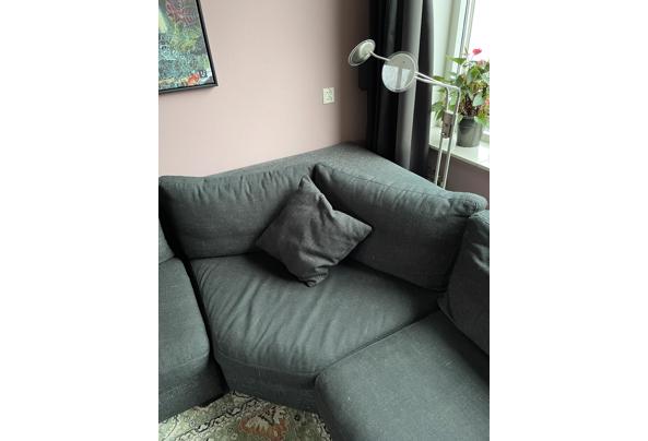 Grijze hoekbank van Montel inclusief hocker - IMG_3276