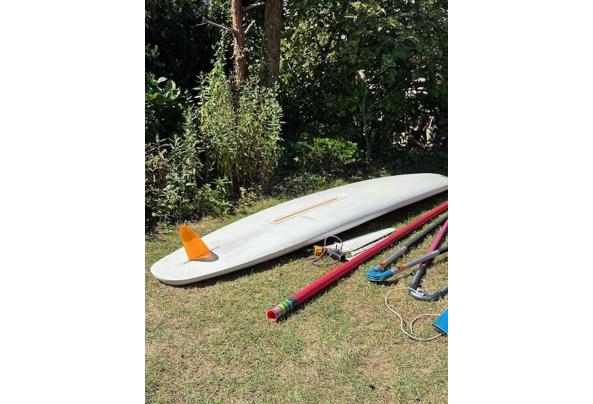 Gratis af te halen beginners surfplank met toebehoren - Wayler-surfplank-1