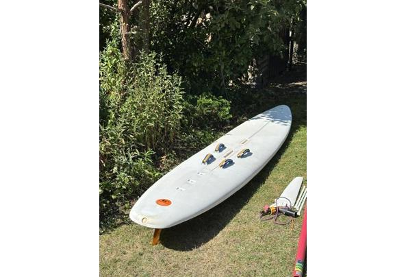 Gratis af te halen beginners surfplank met toebehoren - Wayler-surfplank-4