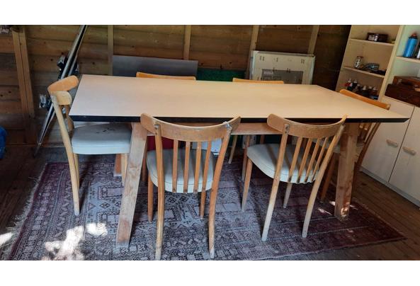 Hobbytafel met zes stoelen - Tafel-en-stoelen