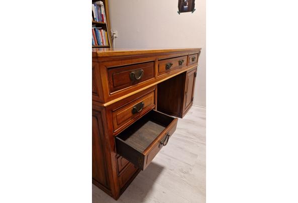 Handgemaakt houten bureau - 20260529_221601-jpg_compressed Handgemaakt houten bureau - 20260529_221601-jpg_compressed