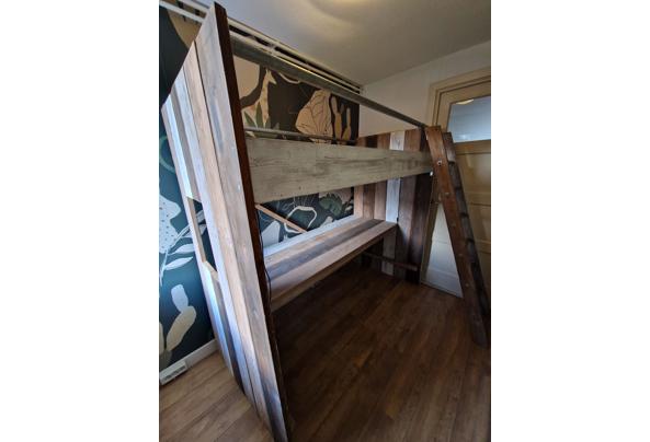 Hoogslaper met bureau - 20251026_092549