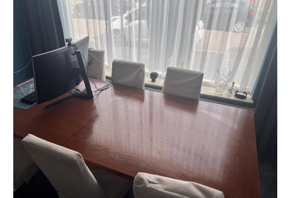 Houten tafel met 6 stoelen - IMG_5566