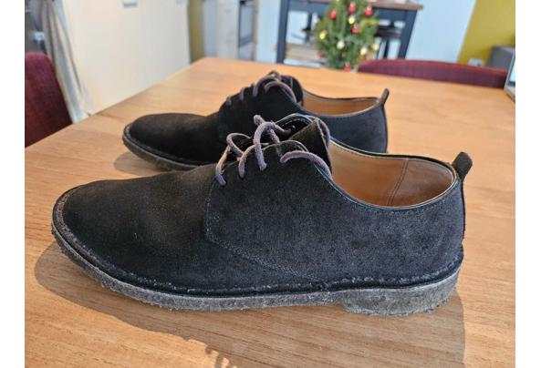 Clarks suède schoenen - WhatsApp-Image-2025-04-20-at-21-53-05-(1)