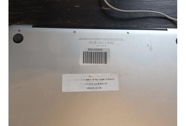 Oude MacBook Pro (na 2011) - MacBook-pro-onderkant