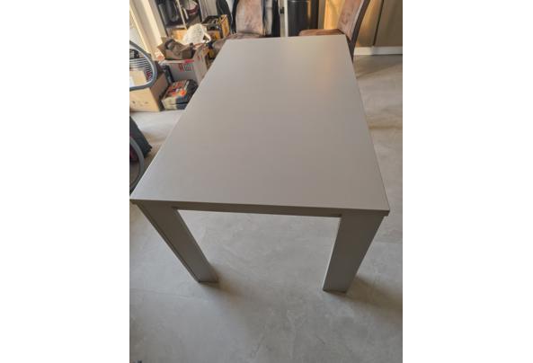Grijze eettafel - IMG_20250715_210217153