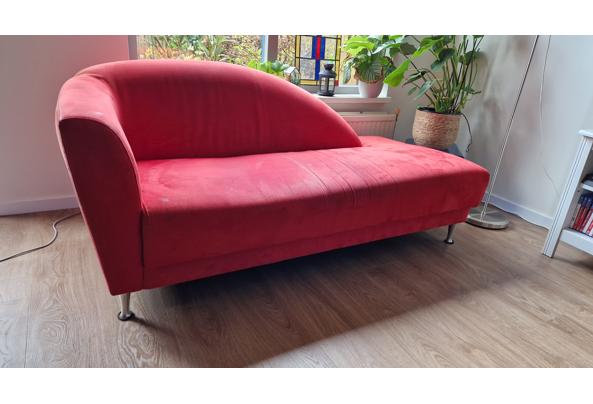 Rode chaise longue/bank - 20230307_130608
