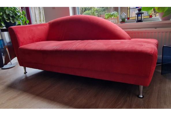Rode chaise longue/bank - 20230307_130620