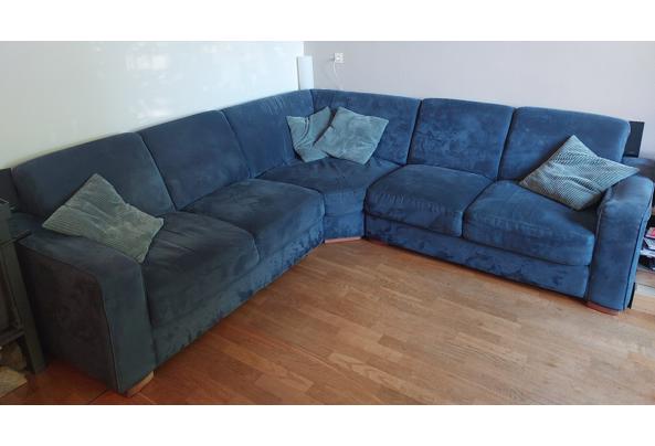 Bank en stoel blauw - 20250513_183805