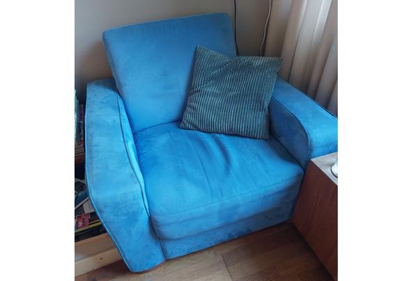 Bank en stoel blauw - 20250513_185900