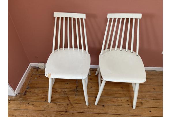 twee leuke houten witte stoelen - IMG-6035