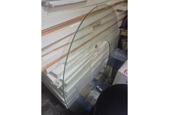 Round glass table - 1788598527703157060158289312780