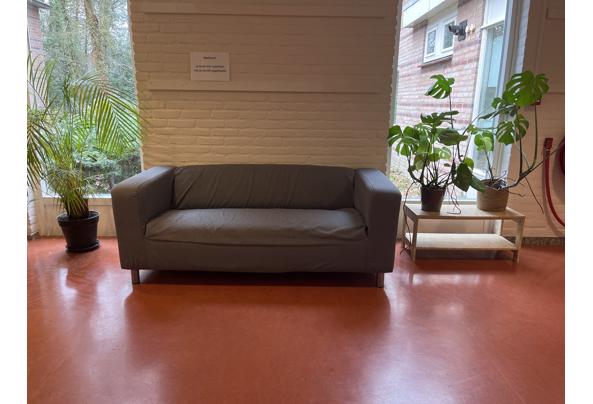 Lekker zittende 2 zitsbank met wasbare hoes - image