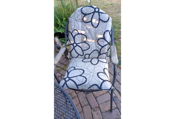 Tuinset, tafel met 4 stoelen en 4 kussens - IMG20250902084516