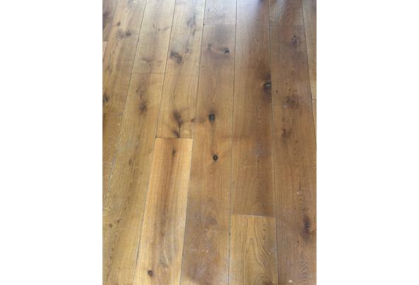 Eikenhouten vloer – Venlo (±20-25m²) - 9264c685-08f3-4772-86f1-b4301215d06b Eikenhouten vloer – Venlo (±20-25m²) - 9264c685-08f3-4772-86f1-b4301215d06b
