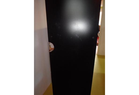 zwarte vakkenkast 4 vals - P2260135.JPG