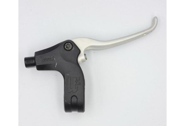 WIE HEEFT DE MAGURA HS11 CARBOTEC (ROND 2005) zie foto - 1-(1)