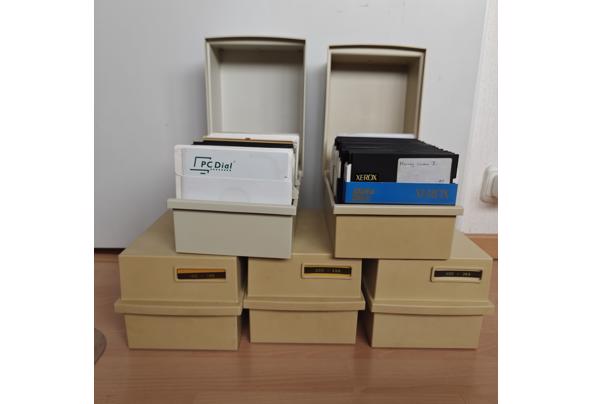 3 1/5 inch diskettes - 2bdeaa6cf1814b179bed5e678af1451c
