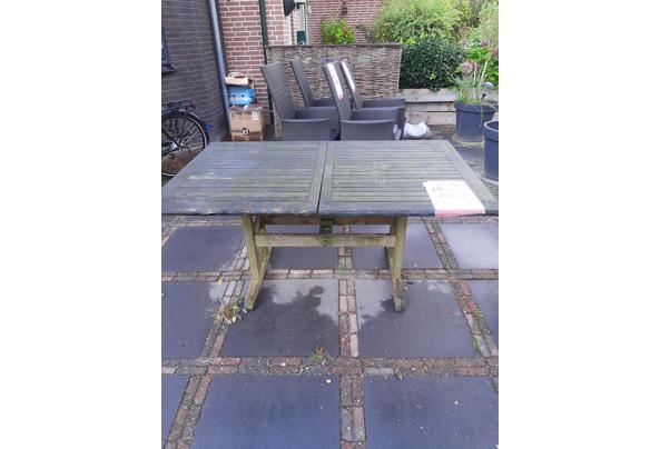 4 tuinstoelen en een tafel - 20240909_170954