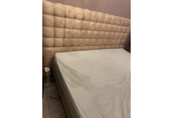 Boxspring 180X200 met hoofdbord  - IMG_0380