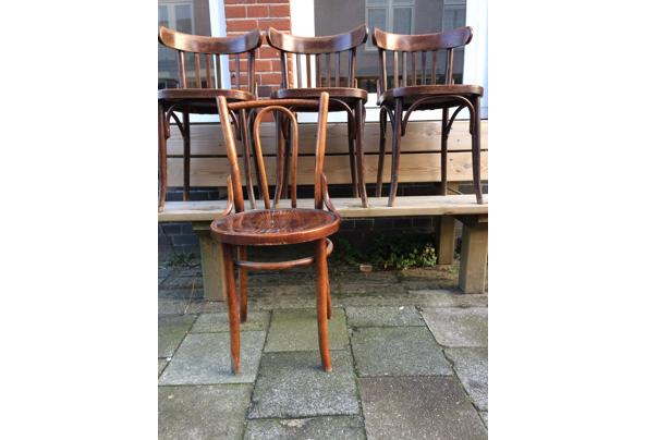 4 houten café stoelen - stoel-3.JPG
