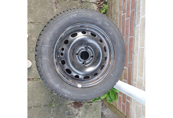 4 Kleber winterbanden 175 65 R14 op velgen - 20251216_154658