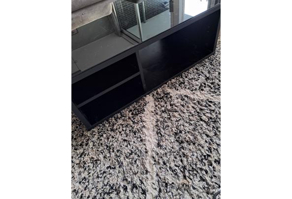 Salon tafel zwart met glazen plaat - 20251122_133638