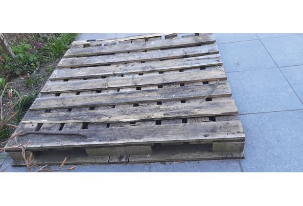  11  grote Pallets - 20220417_163635