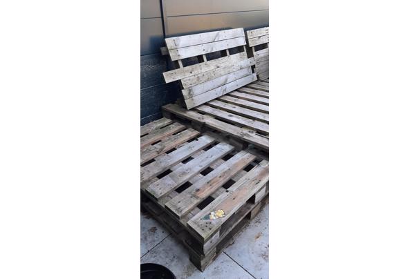  11  grote Pallets - 20220417_163938
