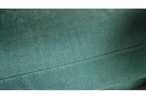  - 238360b1-dcfb-445e-ad7c-80595e81ccd9