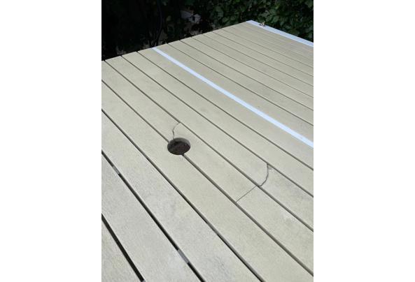 Witte tuintafel 2m x 1 m aluminium met roomwit blad - 9318e59a-ea40-4625-8dbe-796530a3e649